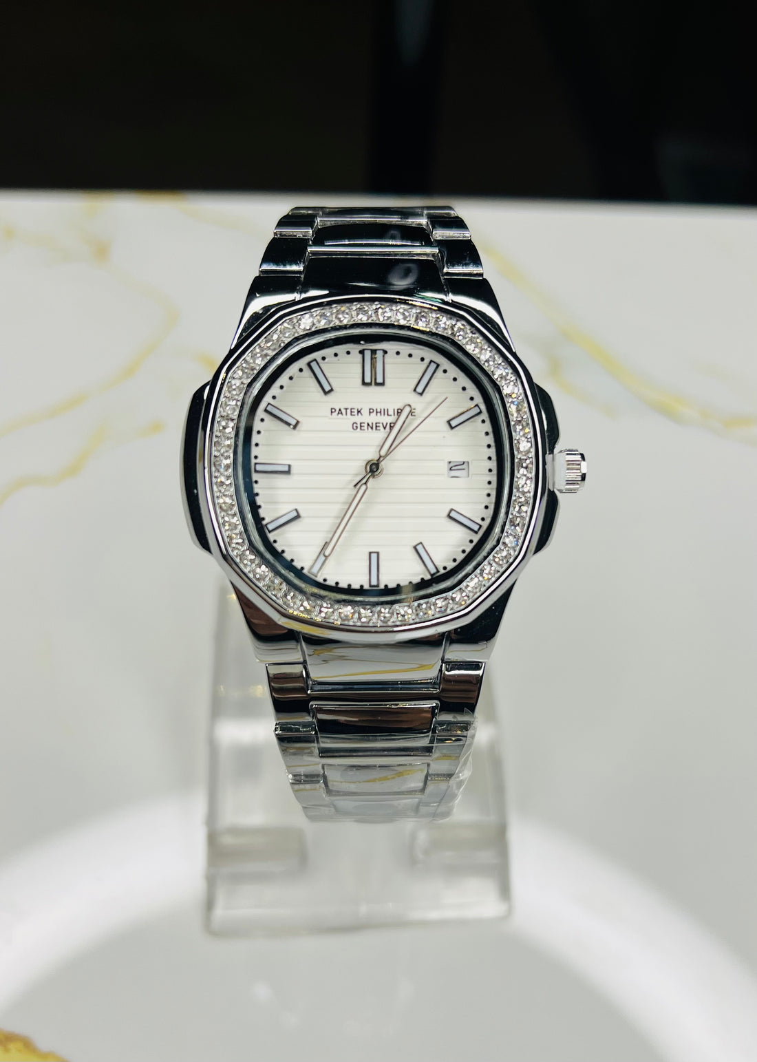 PATEK PHILIPPE GENEVE STONE Silver-White Dial